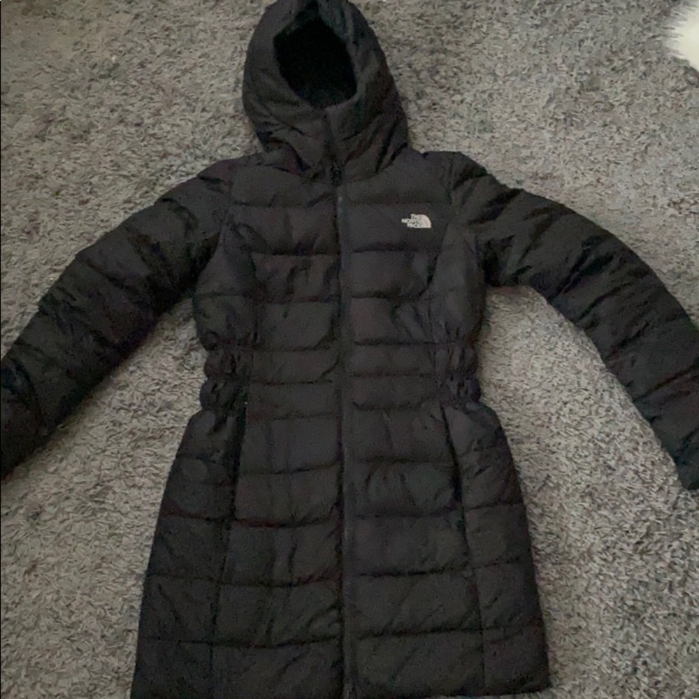 North face long women’s puffer parka